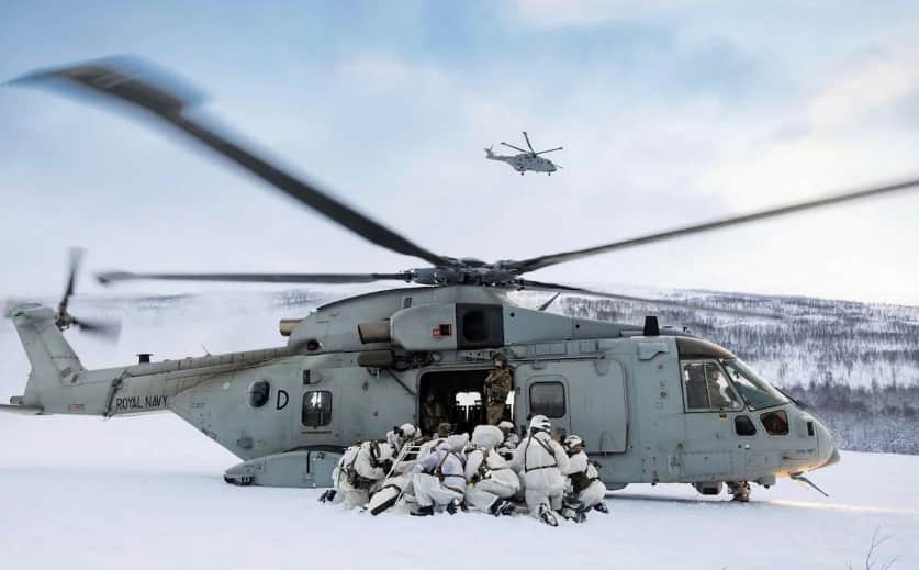 ЗМІ: Британія може відправити війська до Гренландії, щоб заспокоїти Трампа