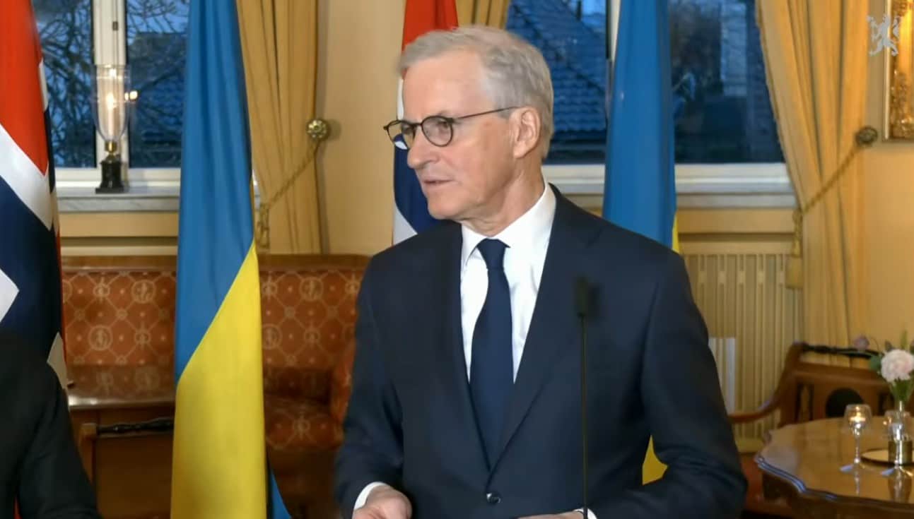 Стьоре: Перші з обіцяних Норвегією F-16 для України 