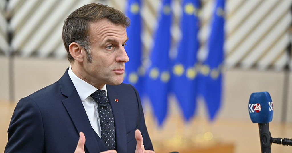 Макрон: Партнери України розглянуть прохання Зеленського про 70 млрд євро додаткової підтримки Макрон: Партнери України розглянуть прохання Зеленського про 70 млрд євро додаткової підтримки