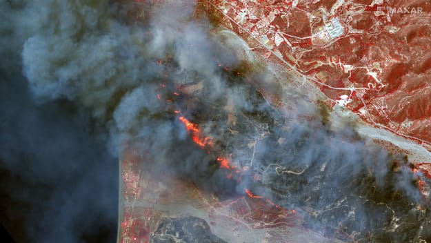Супутникове фото пожежі на Родосі, MAXAR