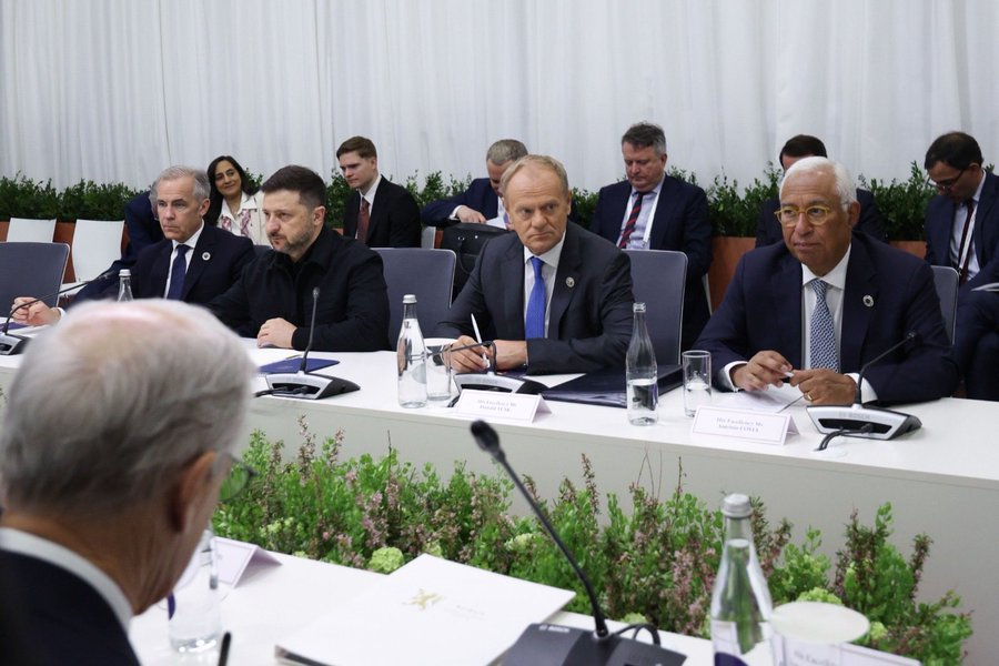 European leaders hold meeting with Zelenskyy on sidelines of summit in Yerevan