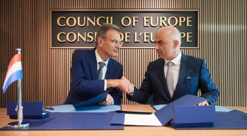 Нідерланди ратифікували конвенцію про компенсаційну комісію для України