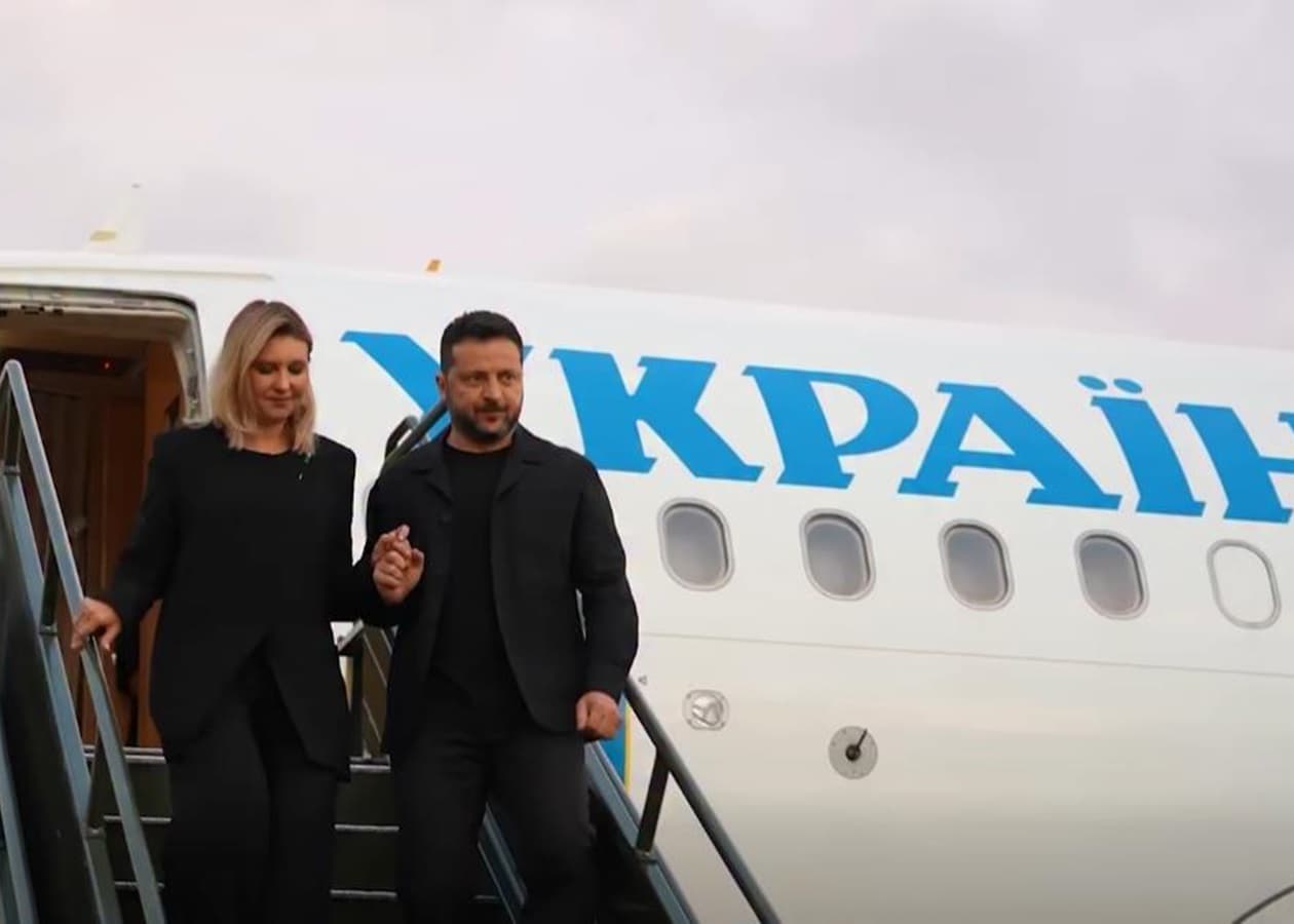 Зеленський: РФ двічі намагалась атакувати мій літак над Молдовою