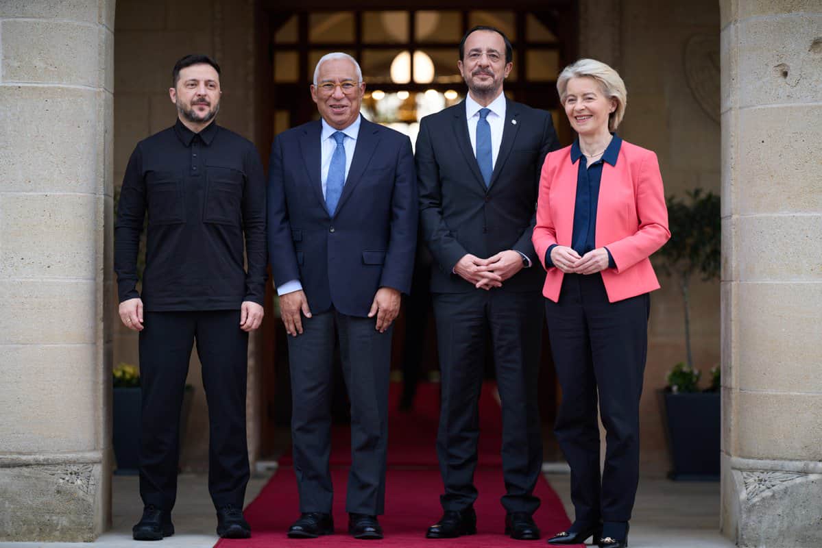 Зеленський на Кіпрі попросив ЄС не висувати Україні "надмірних вимог" під час перемовин