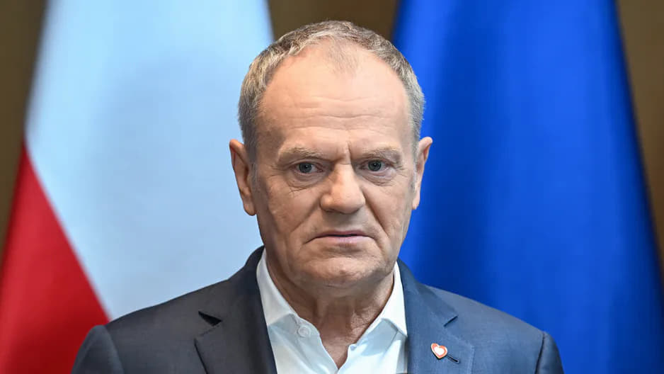 Туск про рішення проголосити 2027-й роком УПА та Шухевича: це шкодить Україні