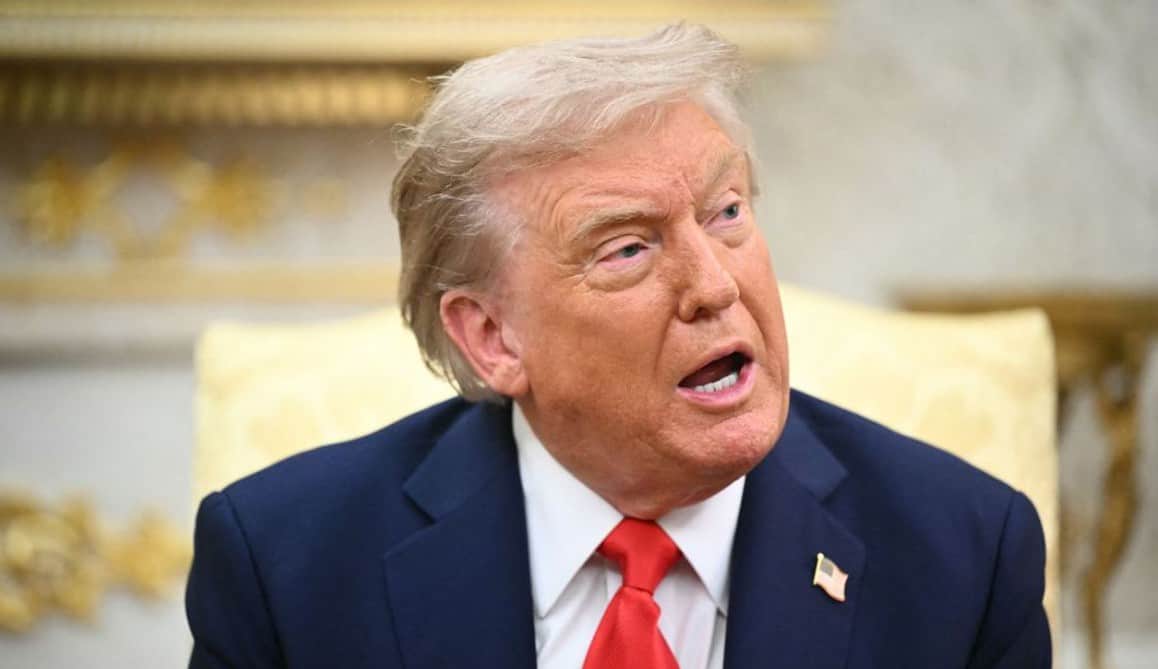 Трамп каже, що це Іран має вмовляти його зупинити війну