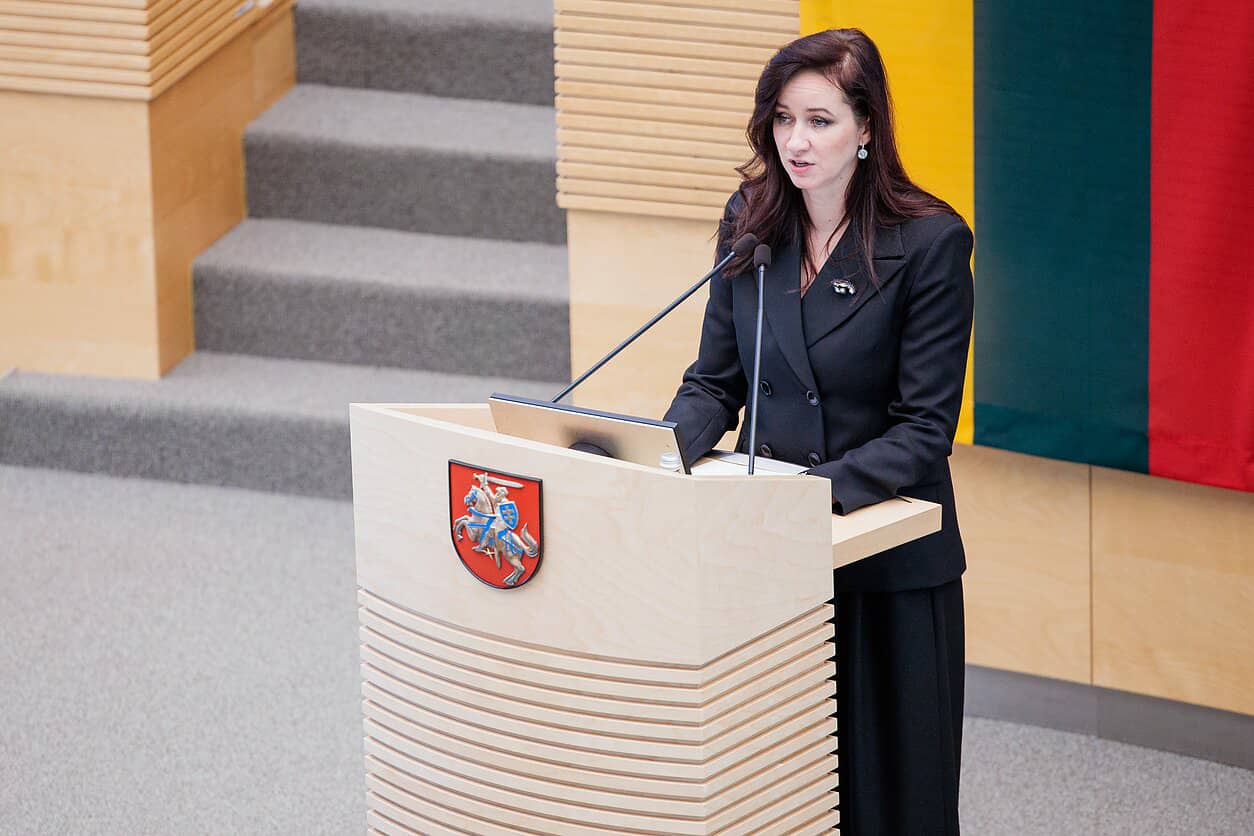 Прем’єрка Литви підтвердила плани оголосити режим НС через повітряні кулі