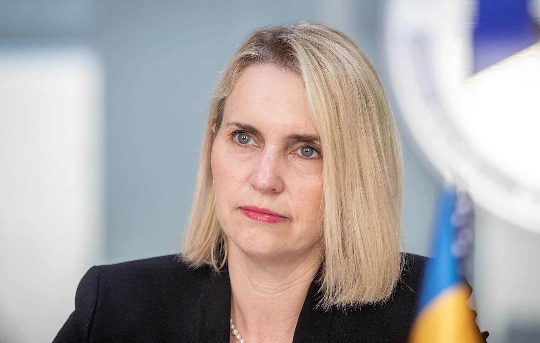 us-ambassador-calls-for-no-moment-to-lose-in-helping-ukraine-after