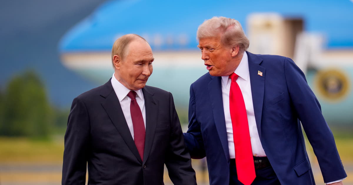 Трамп домовився з Путіним, реакція Європи на змову, напади у школах Польщі: новини вихідних