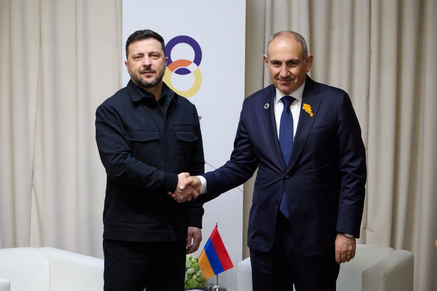 Зеленський розповів про "хорошу" зустріч з прем’єром Вірменії