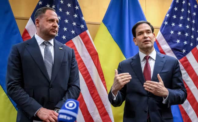 FT: після переговорів у Женеві "мирний план" скоротився з 28 пунктів до 19