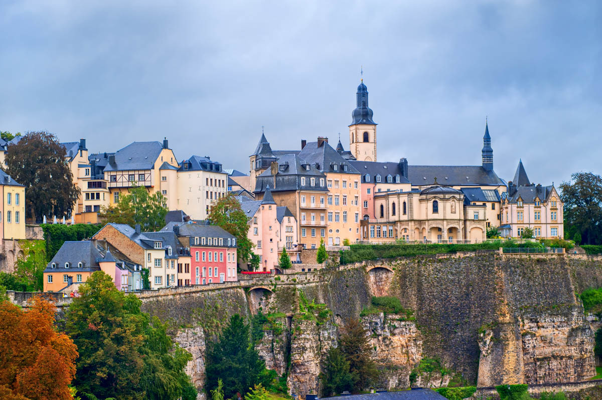 Dark markets luxembourg
