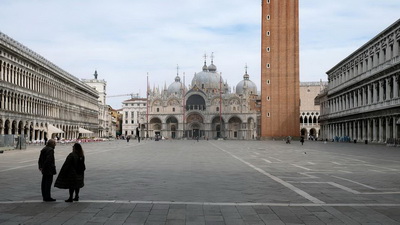 Венеція вже перетворилася на місто-привід, жартують журналісти 