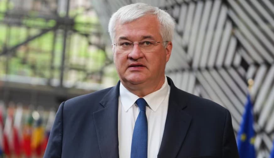Сибіга привітав погодження 21-го пакета санкцій ЄС проти Росії Сибіга привітав погодження 21-го пакета санкцій ЄС проти Росії
