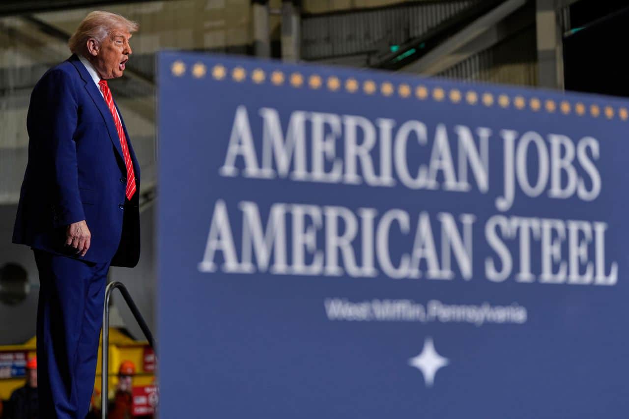 Трамп оголосив про підвищення тарифів на імпорт сталі до 50%