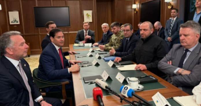 Media: US insists Ukraine withdraw from Donetsk Oblast without a fight