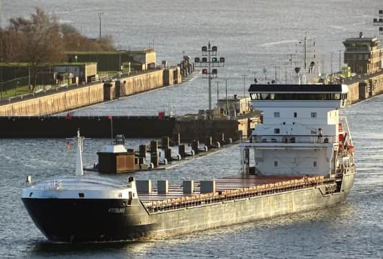 У Фінляндії через пошкоджений кабель затримали судно, що пливло з Росії