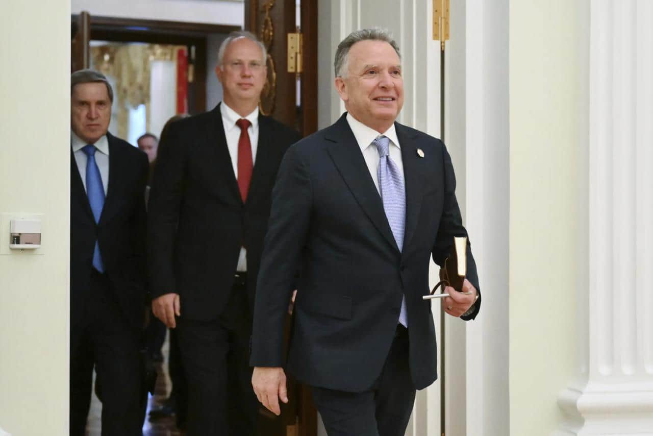 Bloomberg: Віткофф радив помічнику Путіна, як говорити з Трампом про Україну