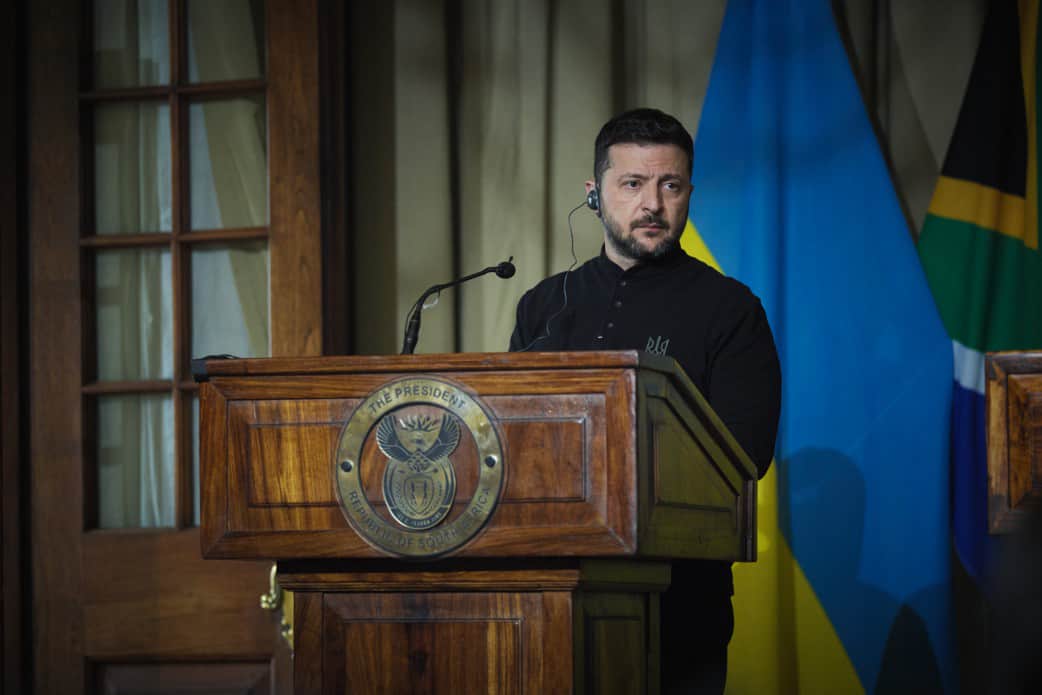 Zelenskyy: Ukraine must be prepared for possible halt in US weapons supplies