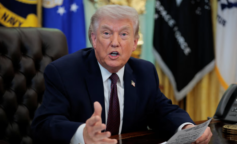 Трамп каже, що США згортатимуть операцію проти Ірану "за два-три тижні"