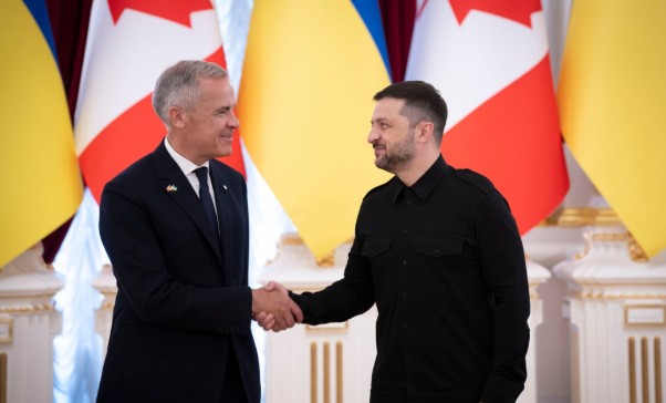 Зеленський прибув до Канади