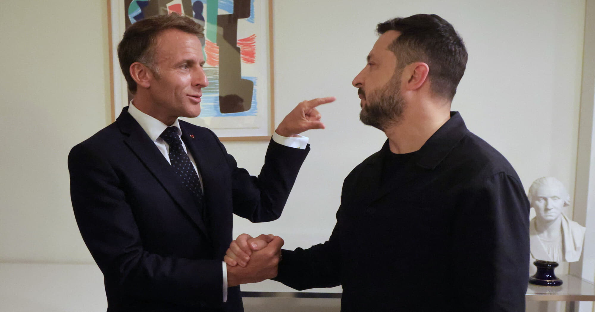 Торгівля санкціями та заручниками. Як ЄС ледь зберіг тиск на Путіна та хто підтримав Україну