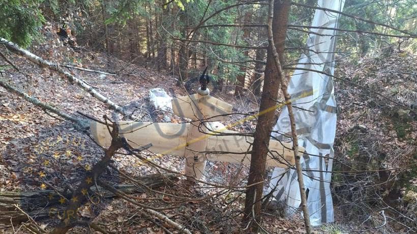 В румунському лісі знайшли дрон з парашутом